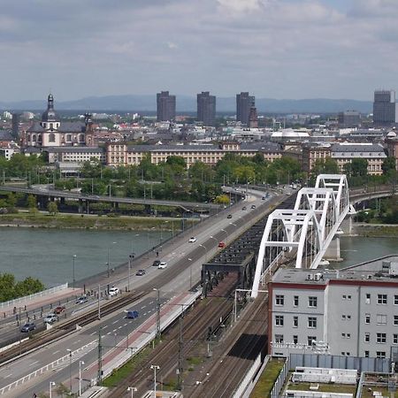 Ludwigshafen City Ludwigshafen am Rhein Exterior photo